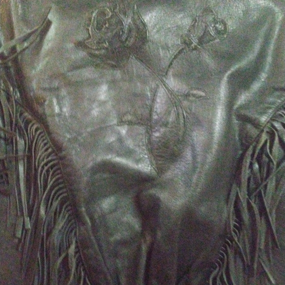 Vintage Wilson's Thinsulate Women's Leather Fringe Rose Design Biker Jacket - Picture 11 of 11